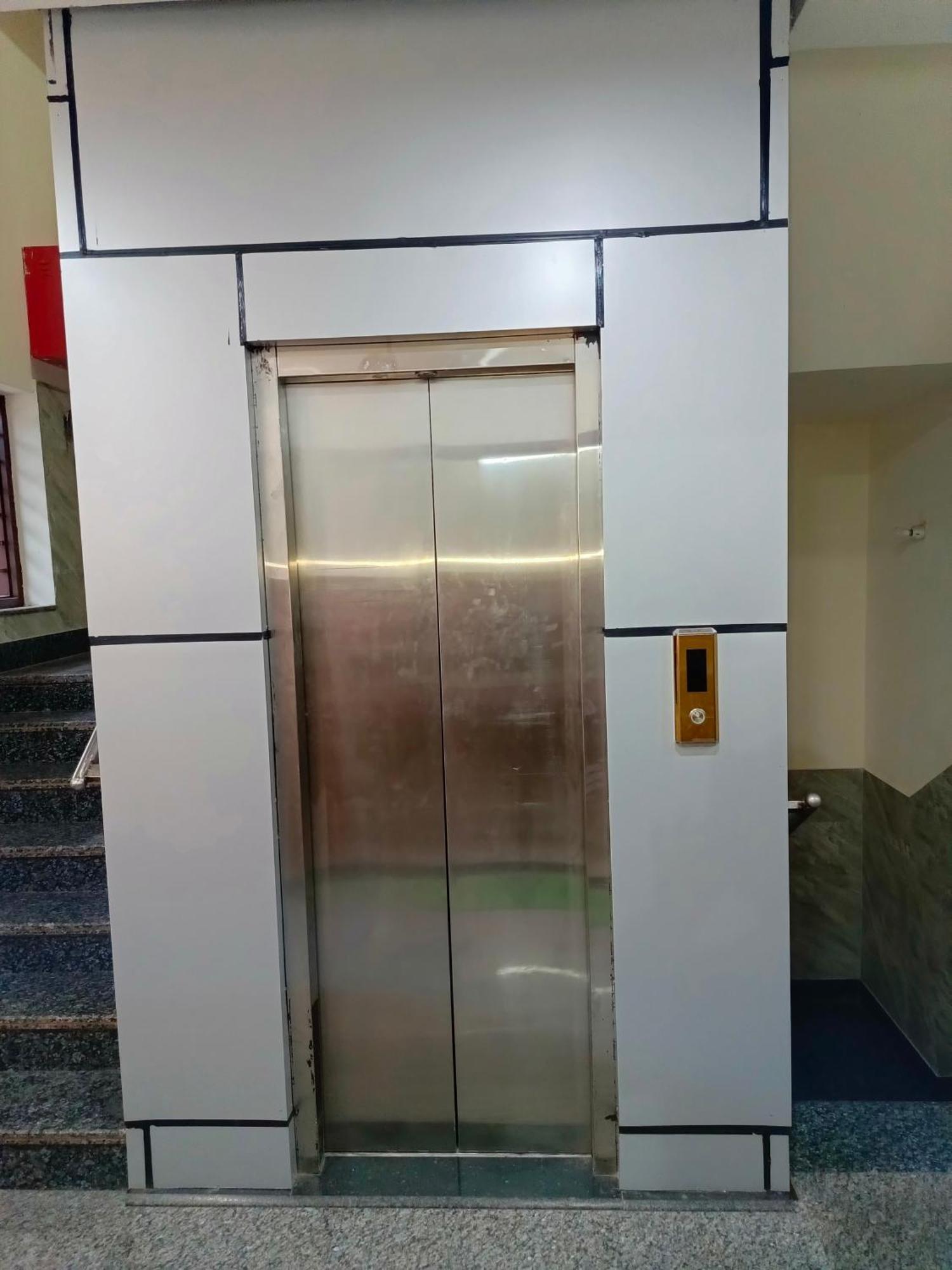 Hotel Shri Girraj Residency Mathura Exterior foto